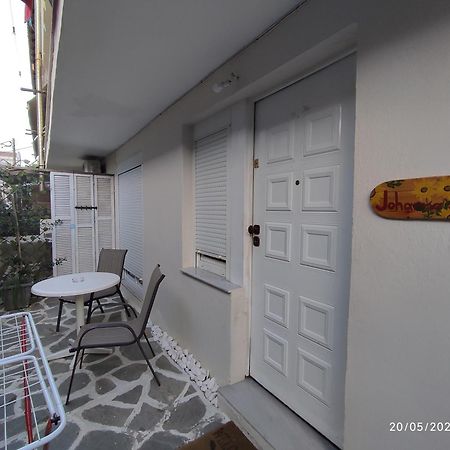 Johanna'S Home Near The Sea - Olivia Studios Agia Triada  Bagian luar foto