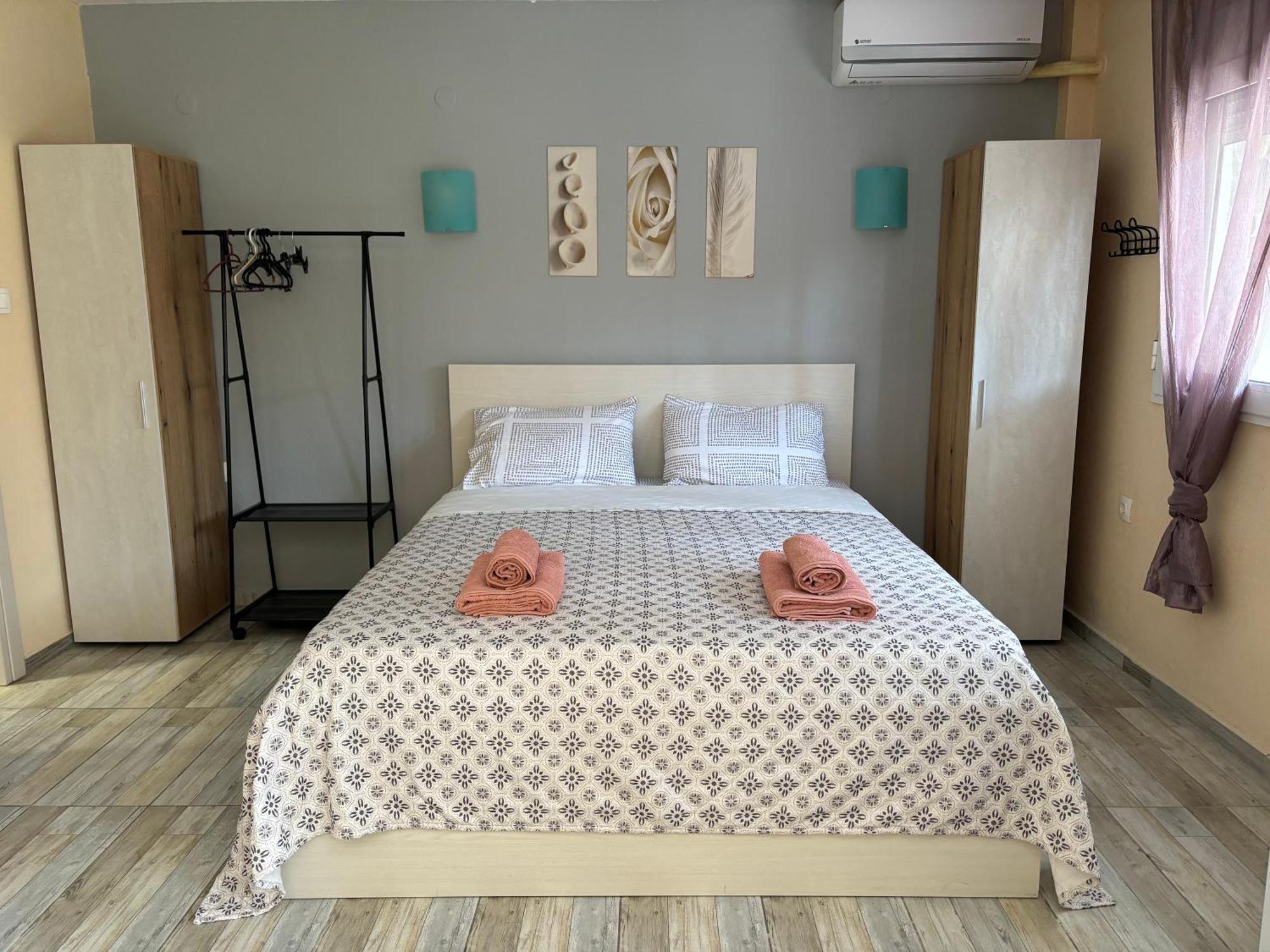 Johanna'S Home Near The Sea - Olivia Studios Agia Triada  Bagian luar foto